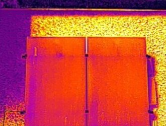 Achtung Hotspot-Gefahr durch Vogelkot auf Solarpanels!